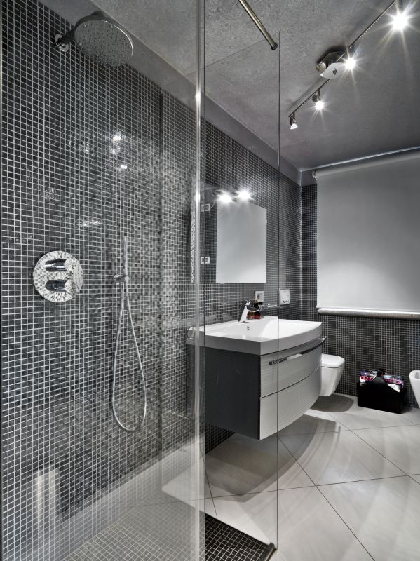 Spa-Style Shower Enclosure